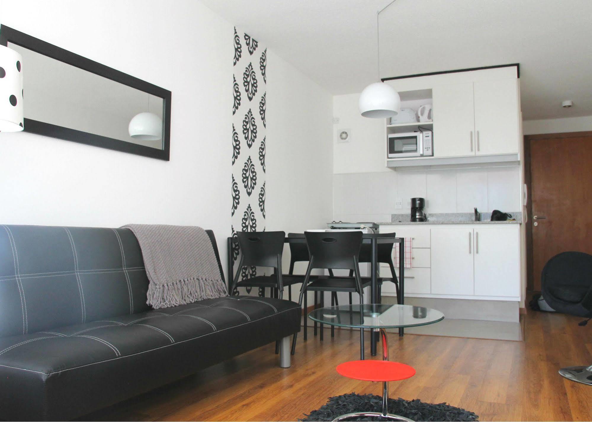 Rentline Apartamentos - Skyline Монтевидео Экстерьер фото